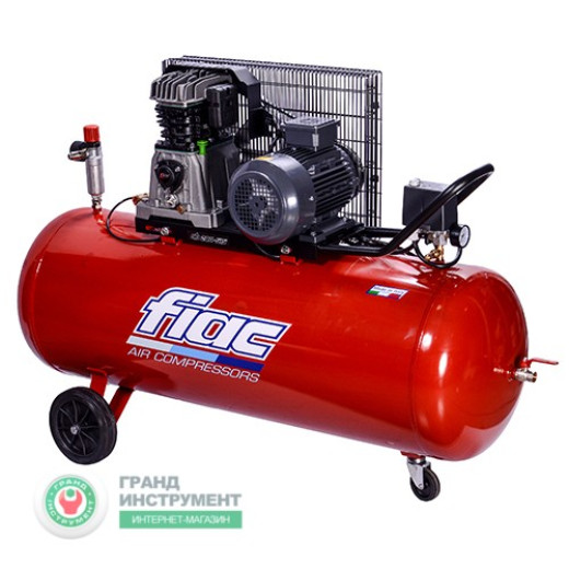Компресор поршневий з ремінним приводом 200л 380В Компресор поршневий з ремінним приводом 200л 380В